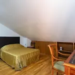 O Axouxere Feriehus Villarmayor (Galicia)